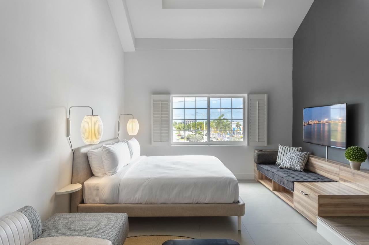 The Locale Hotel Grand Cayman George Town Exteriér fotografie